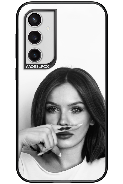 Soft Focus - Samsung Galaxy S23 FE