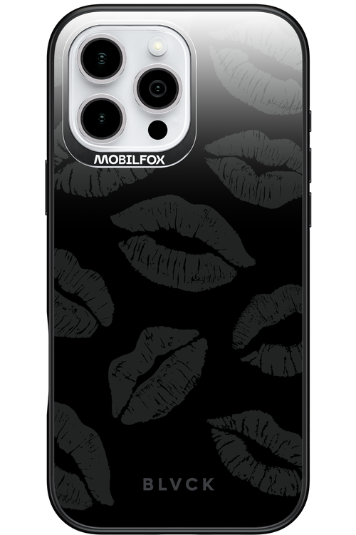 Dark Lips - Apple iPhone 16 Pro Max