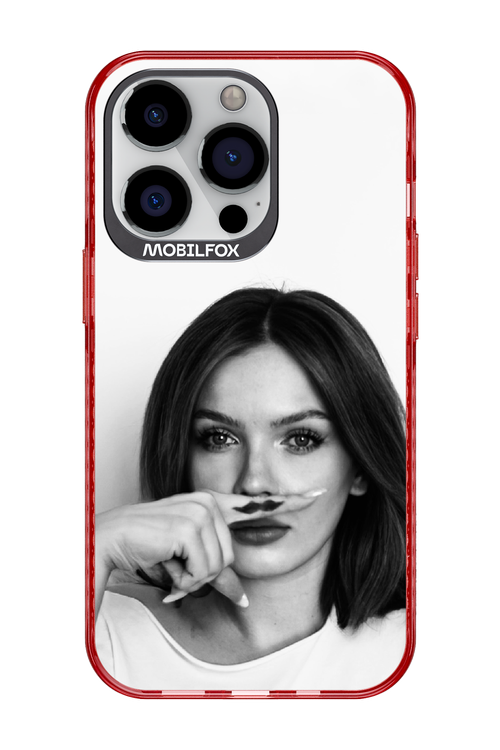 Soft Focus - Apple iPhone 13 Pro