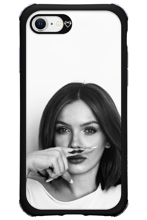 Soft Focus - Apple iPhone SE 2022