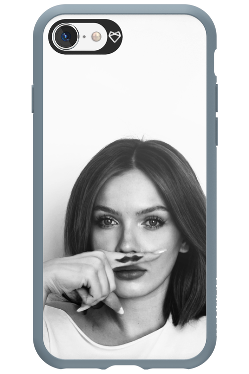 Soft Focus - Apple iPhone 8