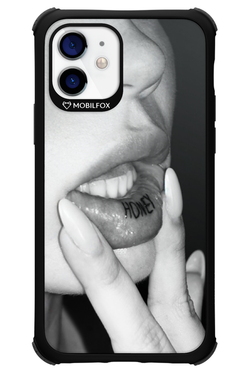 Lip Secret - Apple iPhone 12