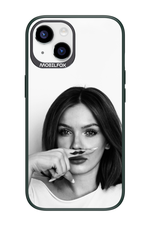 Soft Focus - Apple iPhone 14