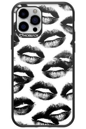 Ghost Kiss - Apple iPhone 12 Pro