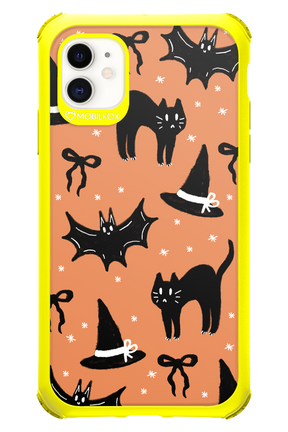 Cat & Bat - Apple iPhone 11