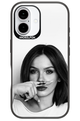 Soft Focus - Apple iPhone 16