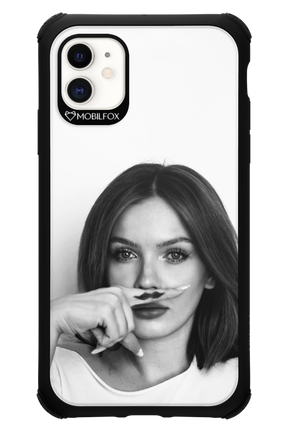 Soft Focus - Apple iPhone 11