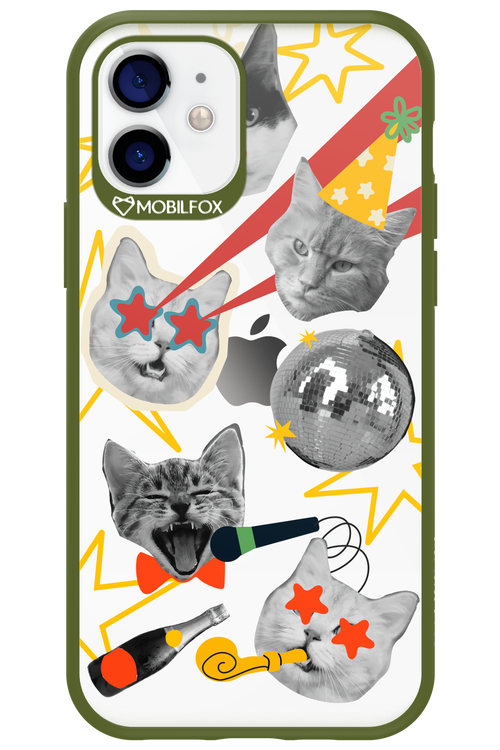 Christmas Chaos - Apple iPhone 12