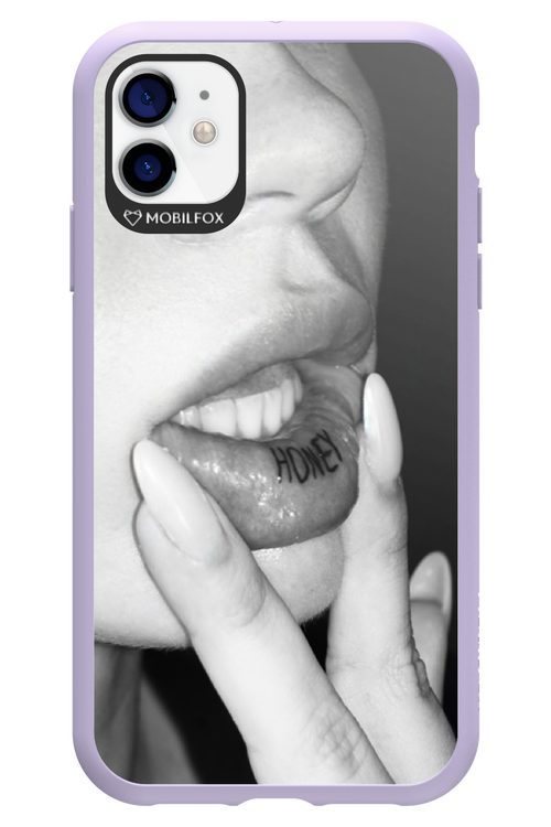 Lip Secret - Apple iPhone 11