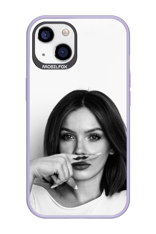 Soft Focus - Apple iPhone 13