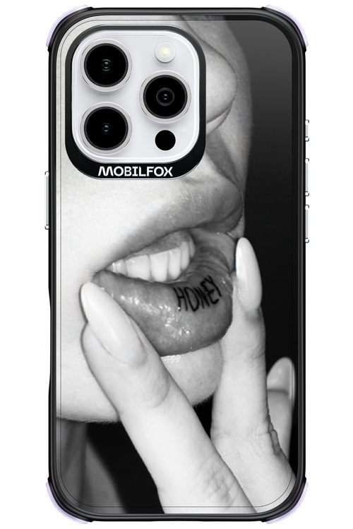 Lip Secret - Apple iPhone 16 Pro