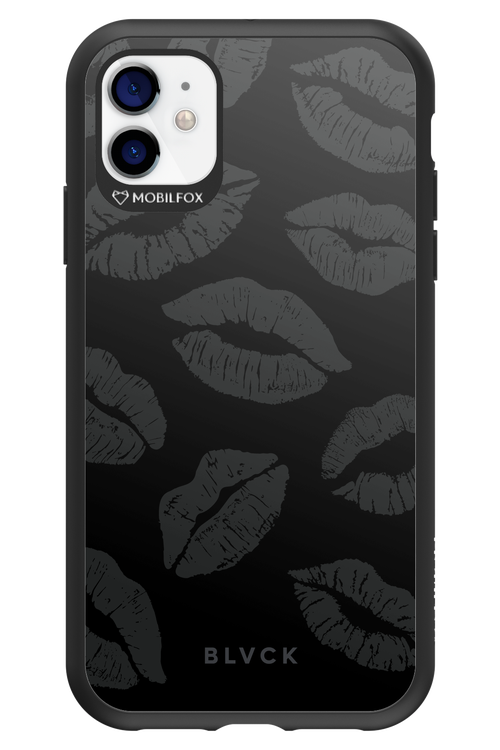 Dark Lips - Apple iPhone 11