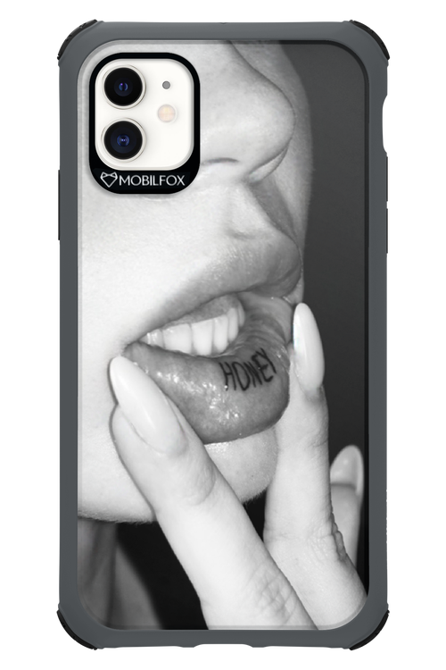 Lip Secret 2.0 - Apple iPhone 11