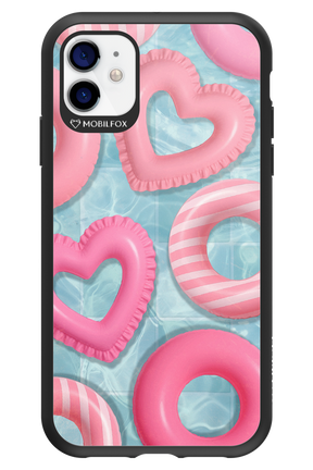 Love Pool - Apple iPhone 11