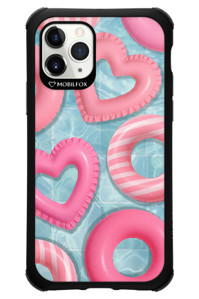 Love Pool - Apple iPhone 11 Pro
