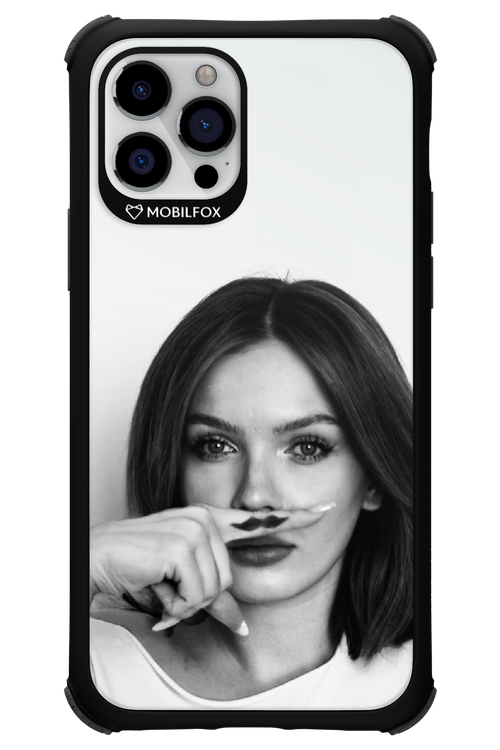 Soft Focus - Apple iPhone 12 Pro