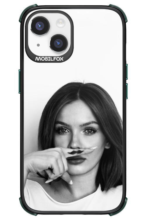 Soft Focus - Apple iPhone 14