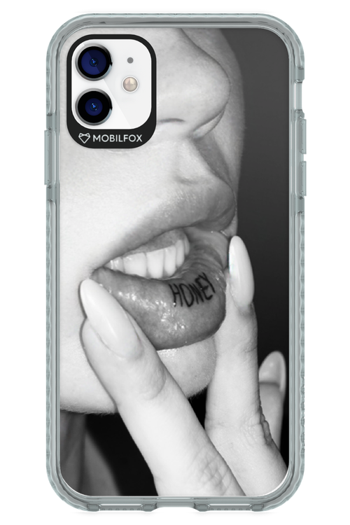 Lip Secret 2.0 - Apple iPhone 11