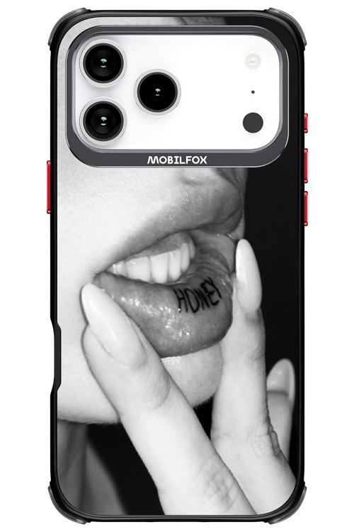 Lip Secret - Apple iPhone 17 Pro Max