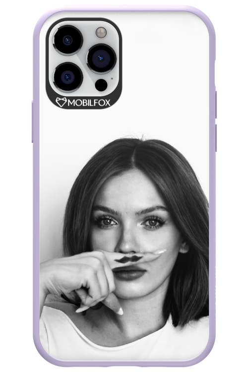 Soft Focus - Apple iPhone 12 Pro