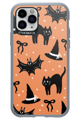 Cat & Bat - Apple iPhone 11 Pro