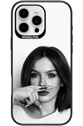 Soft Focus - Apple iPhone 16 Pro Max