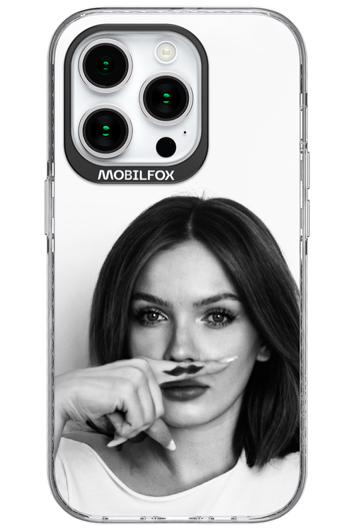 Soft Focus - Apple iPhone 15 Pro