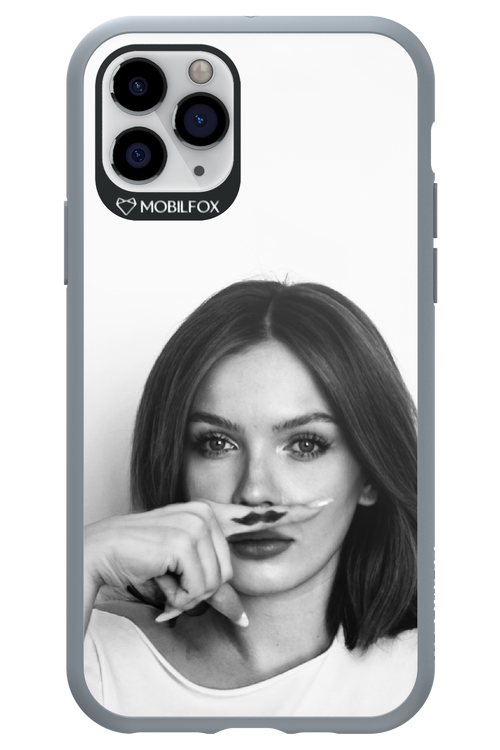 Soft Focus - Apple iPhone 11 Pro