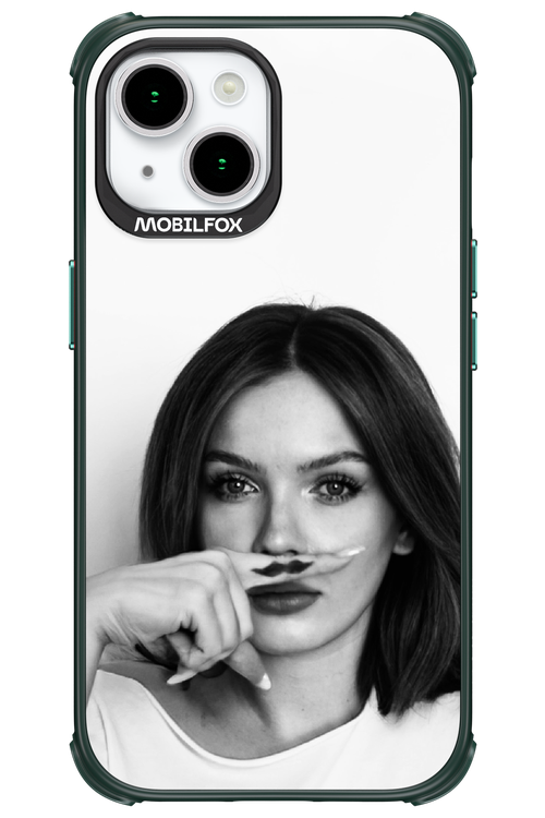 Soft Focus - Apple iPhone 15