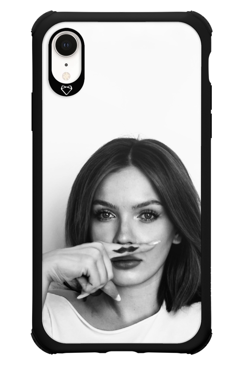 Soft Focus - Apple iPhone XR