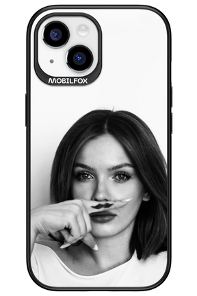 Soft Focus - Apple iPhone 15