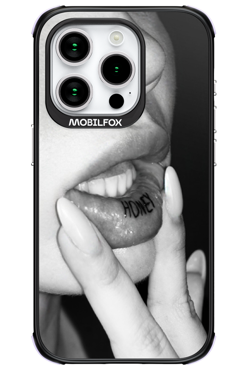 Lip Secret - Apple iPhone 15 Pro