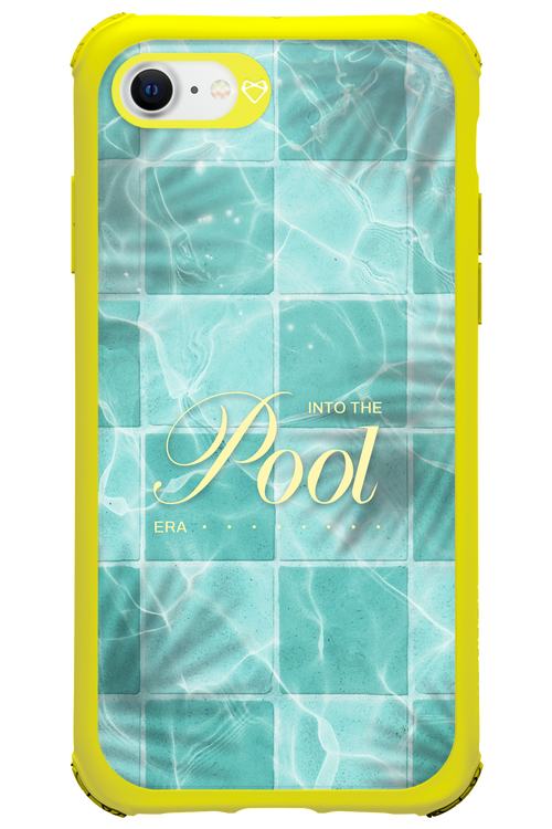 Into the Pool - Apple iPhone 8