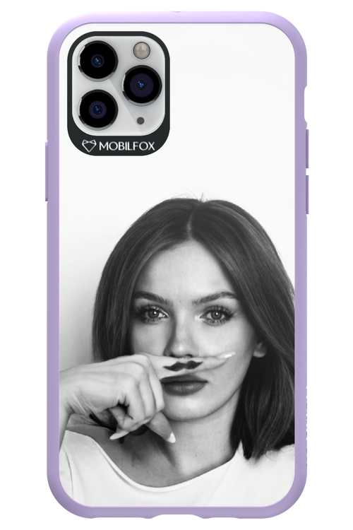 Soft Focus - Apple iPhone 11 Pro