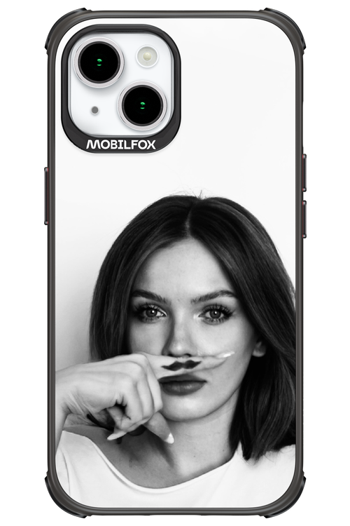 Soft Focus - Apple iPhone 15