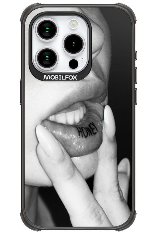 Lip Secret - Apple iPhone 15 Pro