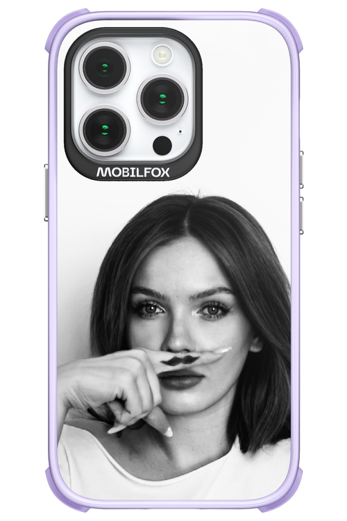 Soft Focus - Apple iPhone 14 Pro