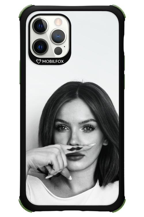 Soft Focus - Apple iPhone 12 Pro