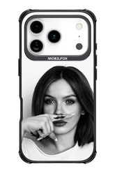 Soft Focus - Apple iPhone 17 Pro