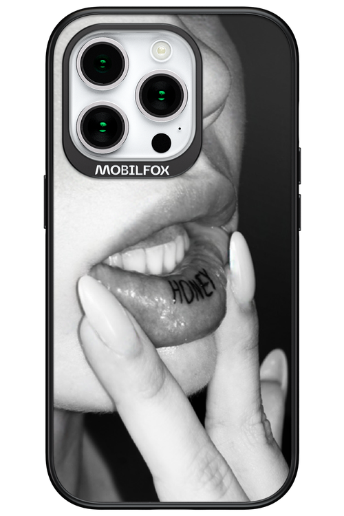 Lip Secret - Apple iPhone 15 Pro