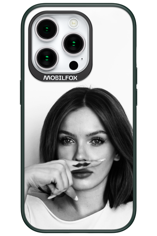 Soft Focus - Apple iPhone 15 Pro