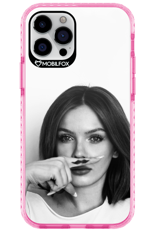 Soft Focus - Apple iPhone 12 Pro