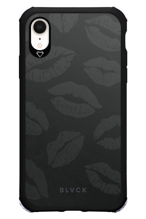 Dark Lips - Apple iPhone XR