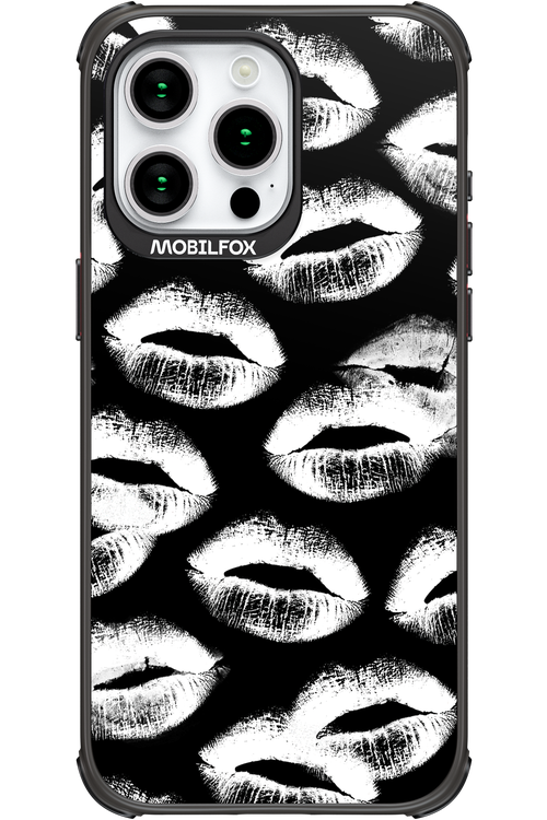 Ghost Kiss Black - Apple iPhone 15 Pro Max