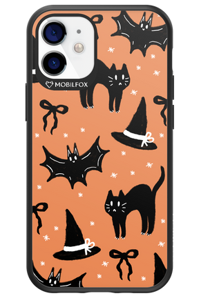 Cat & Bat - Apple iPhone 12 Mini