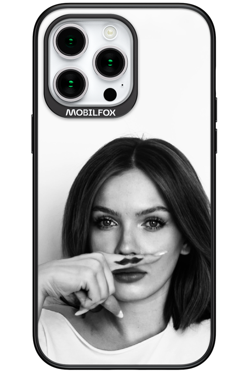 Soft Focus - Apple iPhone 15 Pro Max