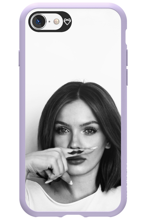 Soft Focus - Apple iPhone SE 2022