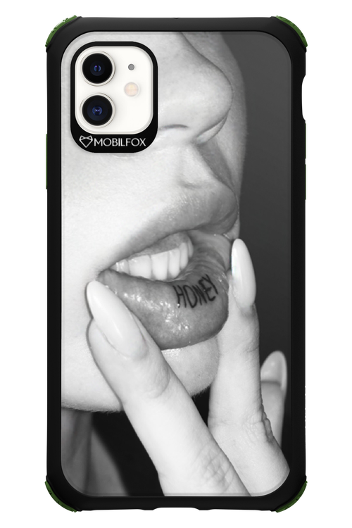 Lip Secret 2.0 - Apple iPhone 11