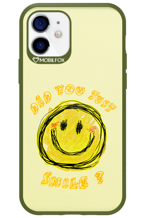 Crayon Smiley - Apple iPhone 12