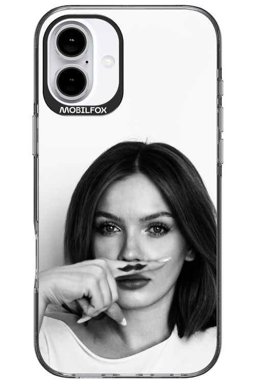 Soft Focus - Apple iPhone 16 Plus